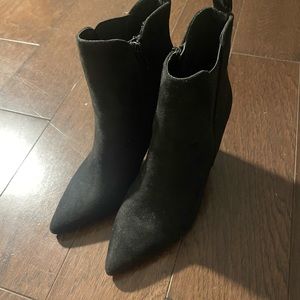 Forever 21. Zip up heels